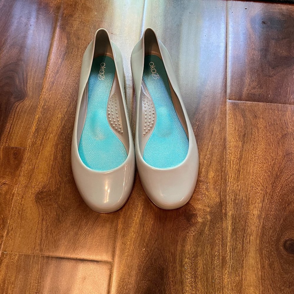 Lot of OkaB Taylor flats